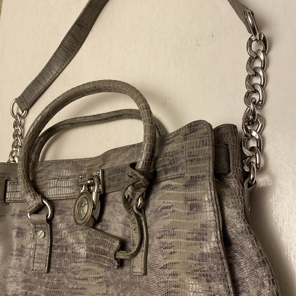 MICHAEL KORS Hamilton Stylish Gray Handbag - Picture 4 of 12